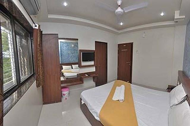 Hotel Jain Residency Shirdi Ngoại thất bức ảnh